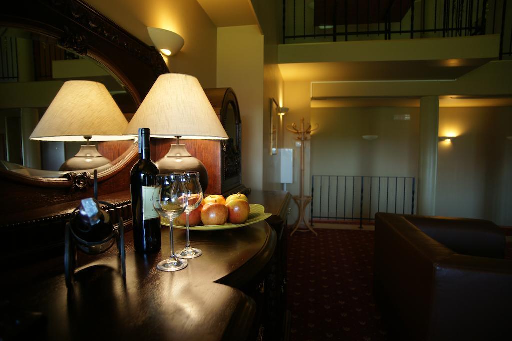 פוזנן Hotel Grodzki מראה חיצוני תמונה